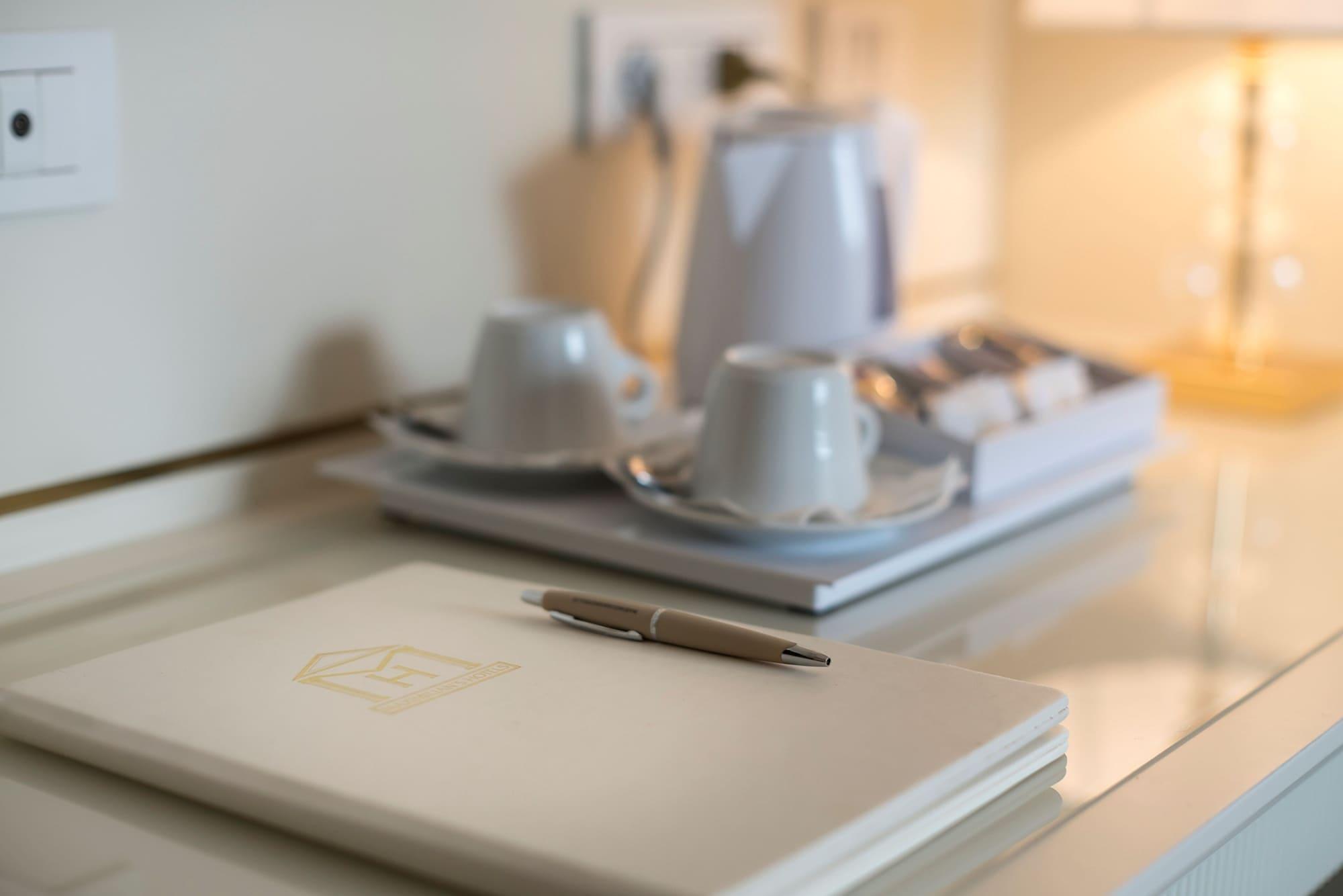 Hotel Tiffany'S ริชโชเน ภายนอก รูปภาพ