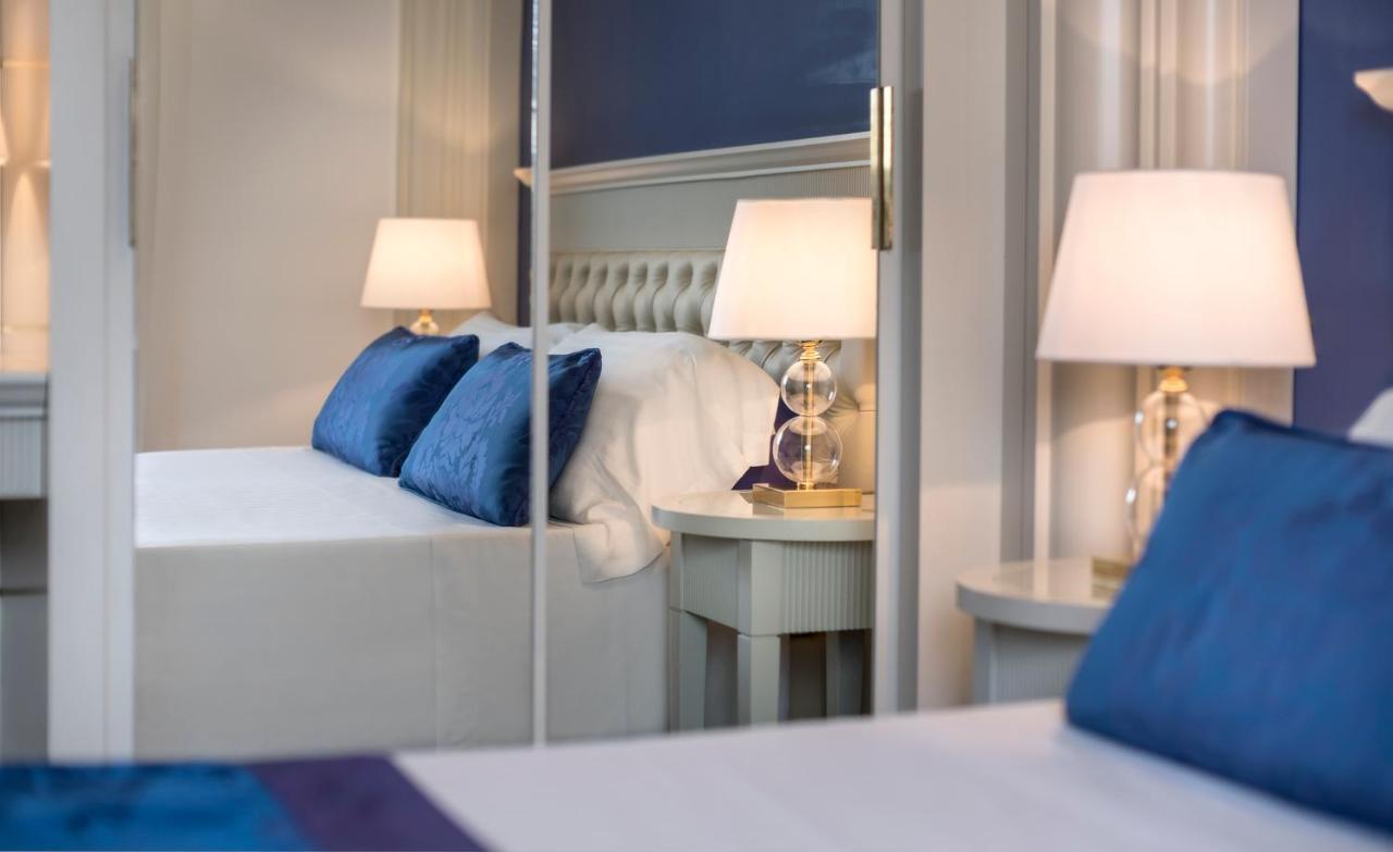 Hotel Tiffany'S ริชโชเน ภายนอก รูปภาพ